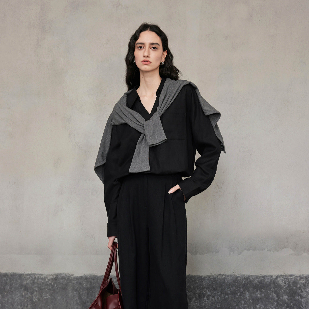 2025 ES MODISH Spring New Product Niche Design Cross V-Neck Casual Pullover Shirt Simple Linen Top