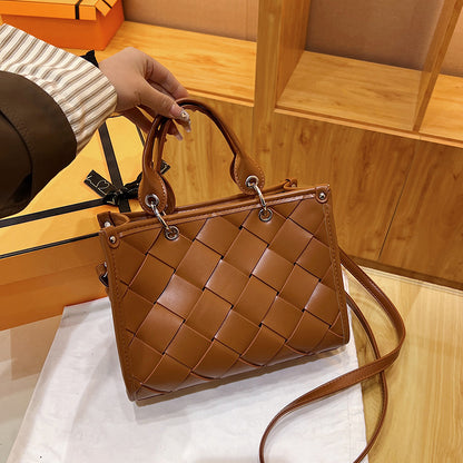 XAKXX 2025 popular spring new fashion small explosion texture woven portable tote bag commuter versatile shoulder messenger bag bag