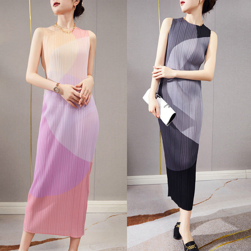 2025 Fashion high-end pleated skirt summer women's new long sleeveless printed straight versatile retro dress