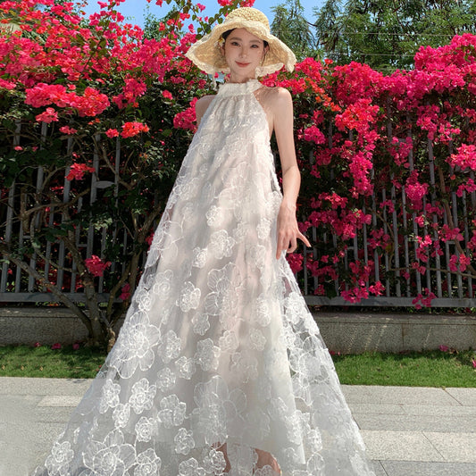 2025 Flower embroidered morning robe dress dress women's summer atmosphere vacation style super fairy pendulum neck suspender dress