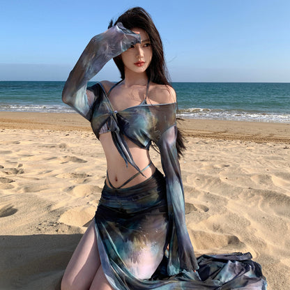 2025 Seaside vacation bikini four-piece sexy 2025 meat cover pure desire hot girls slim and thin split swimsuit women