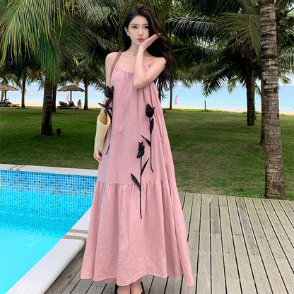 2025 Sanya travel vacation wind sweet beach suspender dress summer new loose and thin three-dimensional flower dress
