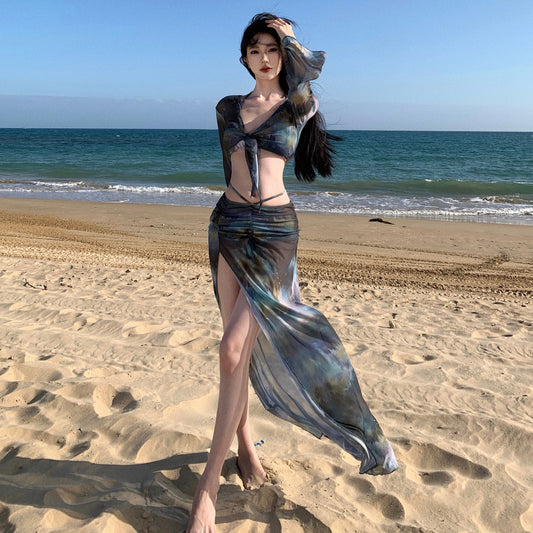 2025 Seaside vacation bikini four-piece sexy 2025 meat cover pure desire hot girls slim and thin split swimsuit women