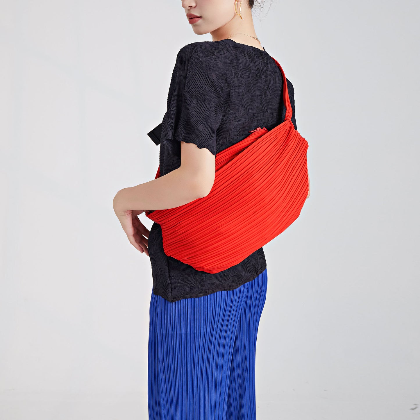 2025 Folded PP series basic messenger bag counter Japanese lifetime casual, lightweight and versatile fashion trendy bag
