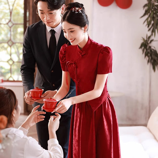 2025 New Chinese toast popular new bridal return dress burgundy engagement dress women's show clothes