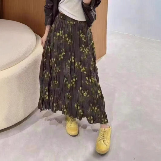 2025 Spring Korean version of high waist pleated retro floral A-shaped skirt versatile skirt fairy skirt fashionable medium and long skirt
