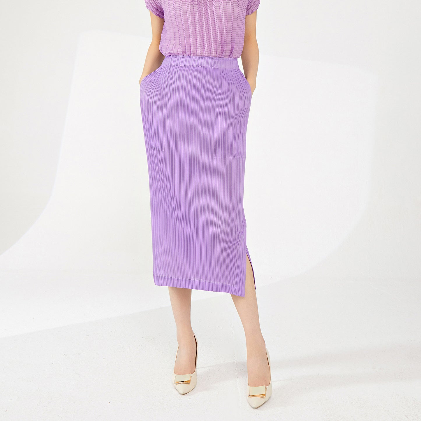 2025 skirt spring women's small Shenzhen Nanyou women's clothing wholesale high-end split fork medium and long hip skirt