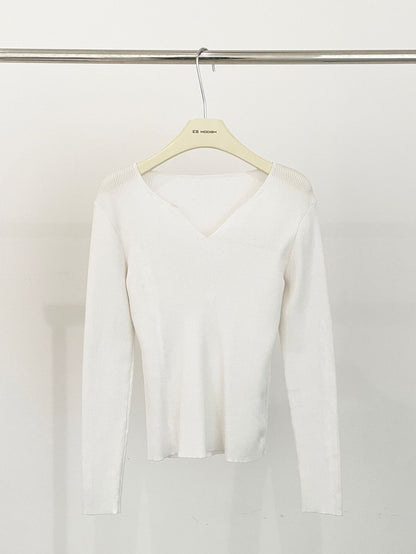 2025 ES MODISH spring new product elegant V-neck slim-fitting long-sleeved knitted sweater high-end Tencel top women