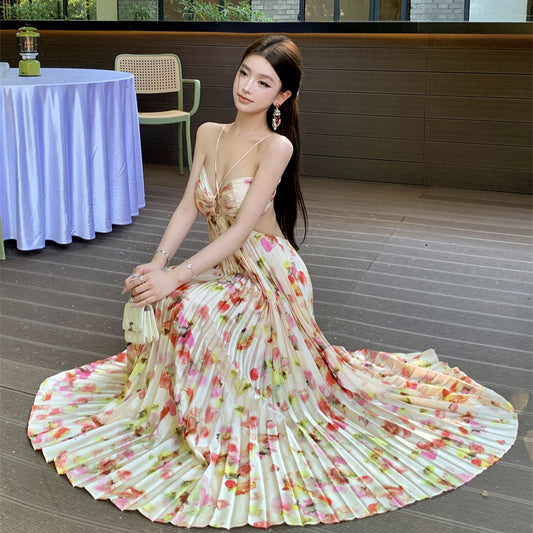 2025 Seaside vacation style  temperament super beautiful floral tube top neck dress backless waist pleated long dress