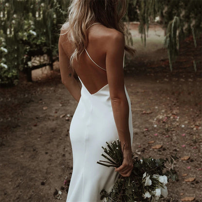 2025 Hot trade new wedding dress white sexy V-neck sleeveless backless bridal dress simple slim fish tail long spring