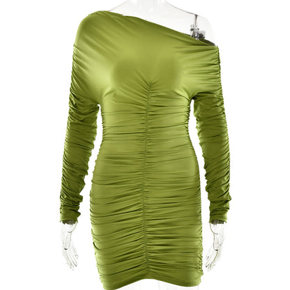 2025 New new women's clothing solid color slanted shoulder autumn and winter hip dress long sleeve pleated slim dress