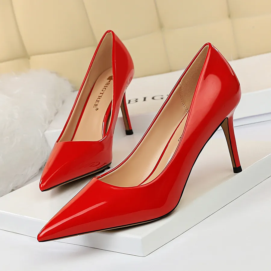 xakxx  Patent Leather Woman Pumps Kitten Heels Occupation OL Office Shoes Classic Pumps Plus Size 35-43 Shoes Women Heels