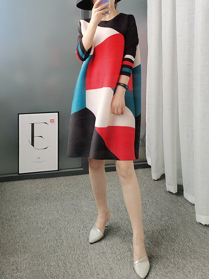 xakxx Loose Three-Quarter Sleeves Color-Block Contrast Color Pleated Round-Neck Mini Dresses