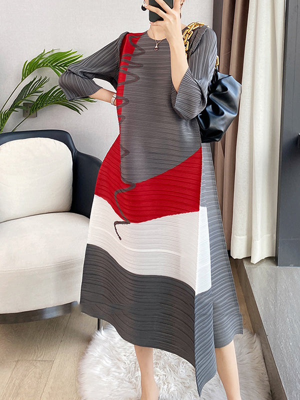 xakxx Loose Three-Quarter Sleeves Contrast Color Pleated Printed Round-Neck Midi Dresses