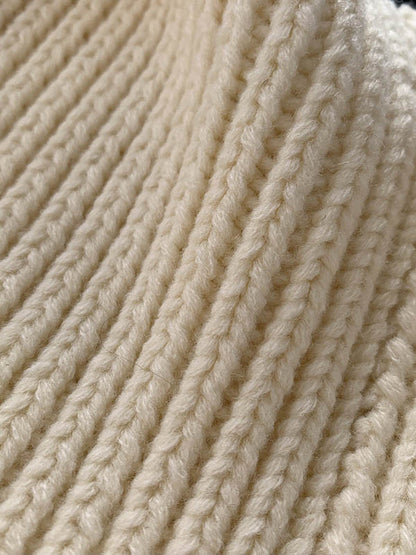 xakxx 3 Colors Simple High-Neck Asymmetric Knitted Scarf