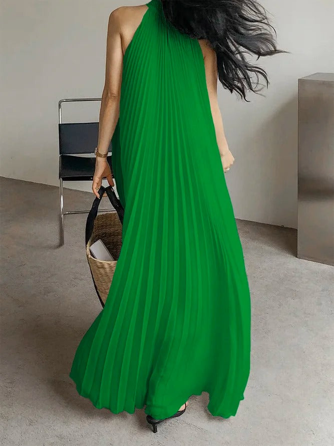 xakxx A-Line Sleeveless Pleated Solid Color Halter-Neck Maxi Dresses