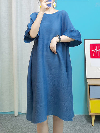 xakxx Stylish Selection Flared Sleeves A-Line Pleated Solid Color Round-Neck Midi Dresses