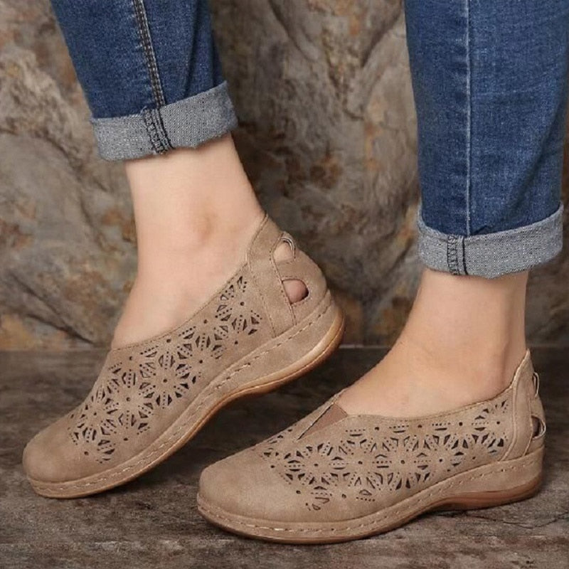 xakxx New Woman Leather Vintage Sandals Female Hollow Out Wedges Platform Shoes Plus Size Women Summer Slip On Retro Moccasins Sandals