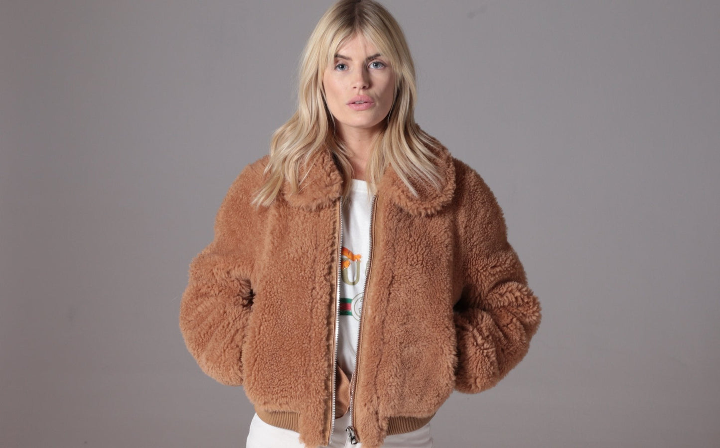 xakxx Autumn Winter Fashion Women Faux Fur Fluffy Coat Female Zipper Furry Coats Short Jackets Ladies Thick Warm Outerwear