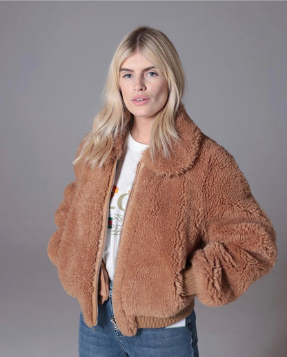 xakxx Autumn Winter Fashion Women Faux Fur Fluffy Coat Female Zipper Furry Coats Short Jackets Ladies Thick Warm Outerwear
