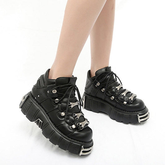 xakxx Halloween Women's Punk Style Leather Shoes Lace-Up Heel Height 6CM Platform Female Gothic Ankle Boots PU Metal Decor Thick Bottom Sneakers