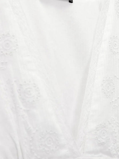 xakxx xakxx - New women's casual all-match round neck lace decoration long-sleeved white slit blouse top 3666122
