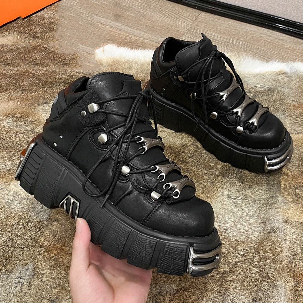 xakxx Halloween Women's Punk Style Leather Shoes Lace-Up Heel Height 6CM Platform Female Gothic Ankle Boots PU Metal Decor Thick Bottom Sneakers