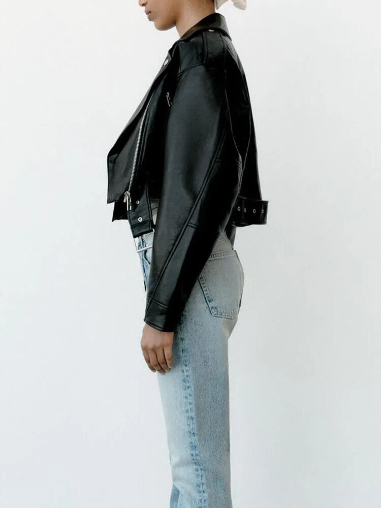 xakxx - New Women's  comes with a belt of the same material with a metal buckle and a front zippered closure faux leather jacket