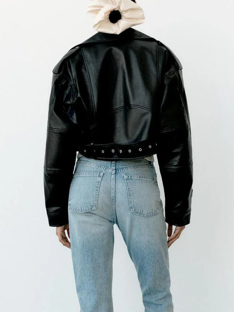 xakxx - New Women's  comes with a belt of the same material with a metal buckle and a front zippered closure faux leather jacket