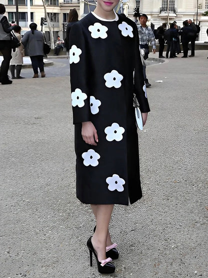 xakxx Long Sleeves Loose Contrast Color Flower Print Round-Neck Outerwear Woolen Coat