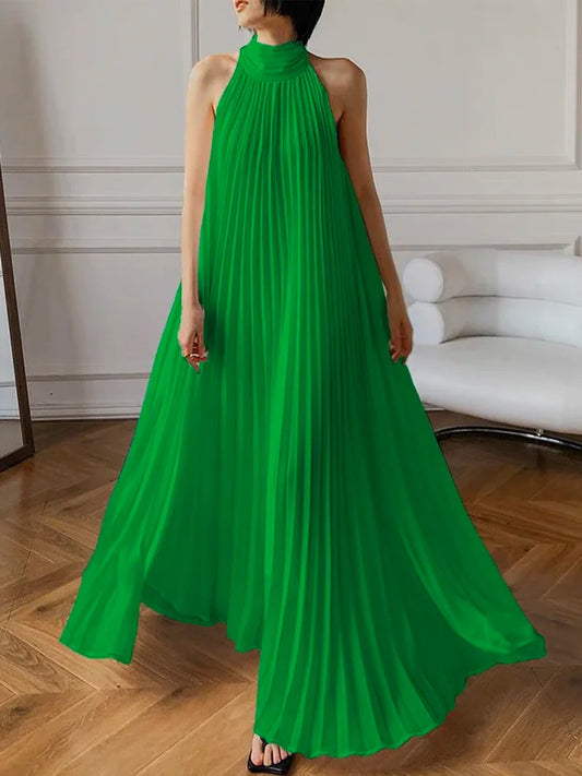 xakxx A-Line Sleeveless Pleated Solid Color Halter-Neck Maxi Dresses