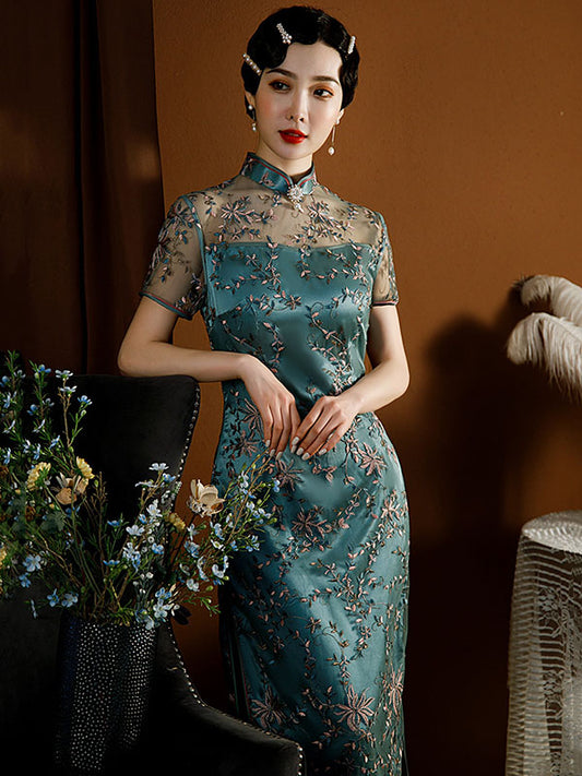 xakxx Vintage Tie-Dyed Hollow Beaded Split-Side Stand Collar Silk Cheongsam