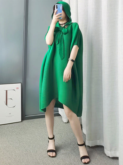 xakxx Batwing Sleeves Loose Lace-Up Pleated Hooded Midi Dresses