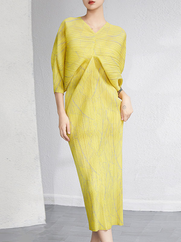 xakxx Urban Loose Batwing Sleeves Printed Pleated V-Neck Midi Dresses