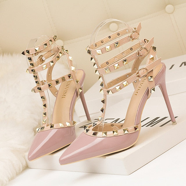 Roman fashion rivet sandals 10CM PUMPS Woman shoes Sexy nightclub stiletto heels patent-leather metallic rivet hollow