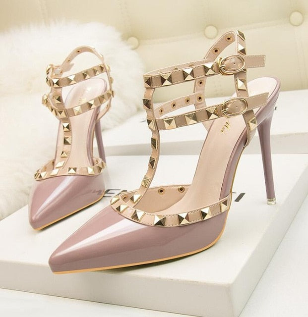 Roman fashion rivet sandals 10CM PUMPS Woman shoes Sexy nightclub stiletto heels patent-leather metallic rivet hollow