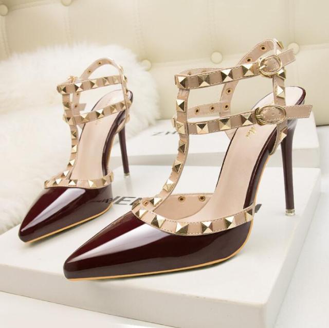 Roman fashion rivet sandals 10CM PUMPS Woman shoes Sexy nightclub stiletto heels patent-leather metallic rivet hollow
