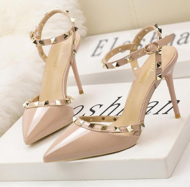 Roman fashion rivet sandals 10CM PUMPS Woman shoes Sexy nightclub stiletto heels patent-leather metallic rivet hollow