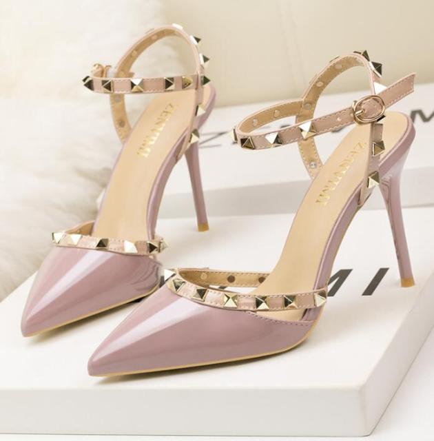Roman fashion rivet sandals 10CM PUMPS Woman shoes Sexy nightclub stiletto heels patent-leather metallic rivet hollow