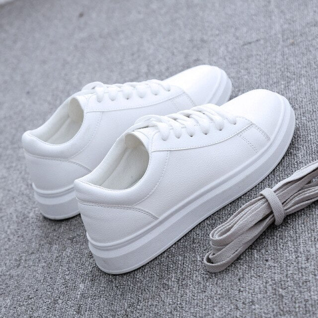 xakxx New Women Sneakers Casual Shoes High Quality Woman Flats Spring Autumn Low-top Loafers Girls Student White Shoes Ladies Shoes