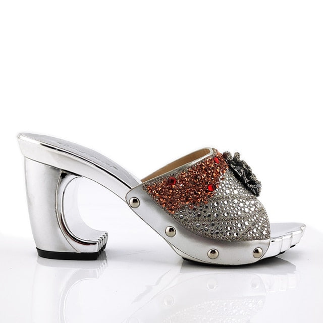 xakxx New Arrival Fashionable Italian Shoes and Bag Sets Silver Color Women's Shoes with Appliques for African lady Sandals