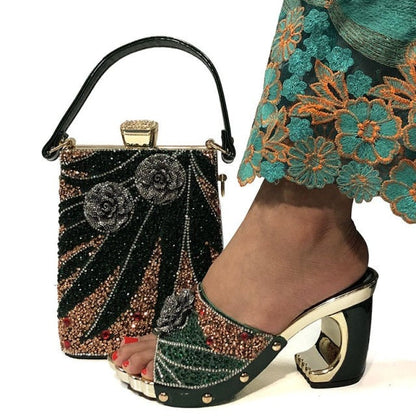 xakxx New Arrival Fashionable Italian Shoes and Bag Sets Silver Color Women's Shoes with Appliques for African lady Sandals