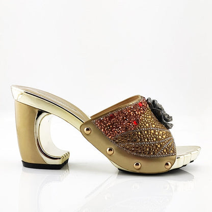 xakxx New Arrival Fashionable Italian Shoes and Bag Sets Silver Color Women's Shoes with Appliques for African lady Sandals