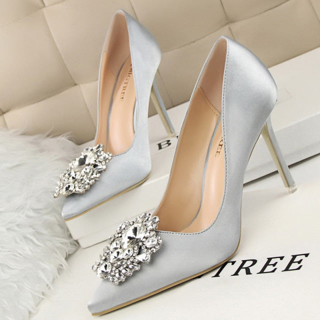 Kitten Heels Metal Rhinestones Woman Pumps Wedding Shoes High Heels Shoes Yellow Beige Black Shoes Sexy Party Shoes
