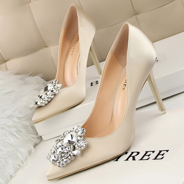 Kitten Heels Metal Rhinestones Woman Pumps Wedding Shoes High Heels Shoes Yellow Beige Black Shoes Sexy Party Shoes