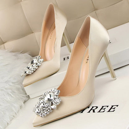 Kitten Heels Metal Rhinestones Woman Pumps Wedding Shoes High Heels Shoes Yellow Beige Black Shoes Sexy Party Shoes