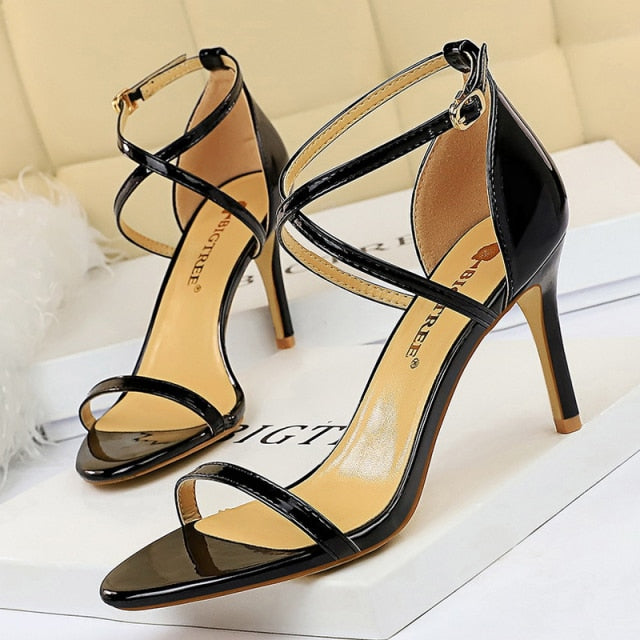 Fashion High Heels Shoes Patent Leather Woman Pumps Sexy Women Heels Blue Sliver Stiletto Heels Women Sandals