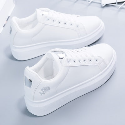 Christmas Gift Women Casual Shoes New Spring Shoes Fashion Embroidered White Sneakers Breathable Woman Sneaker